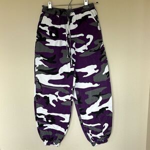 Romero purple camouflage Camo cargo jogger pants size small